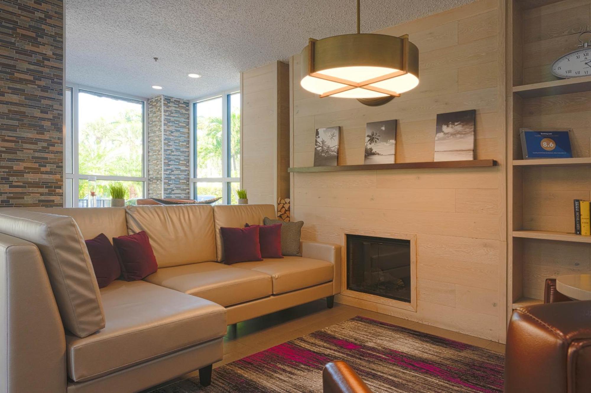 The Palms Inn & Suites Miami, Kendall, Fl エクステリア 写真